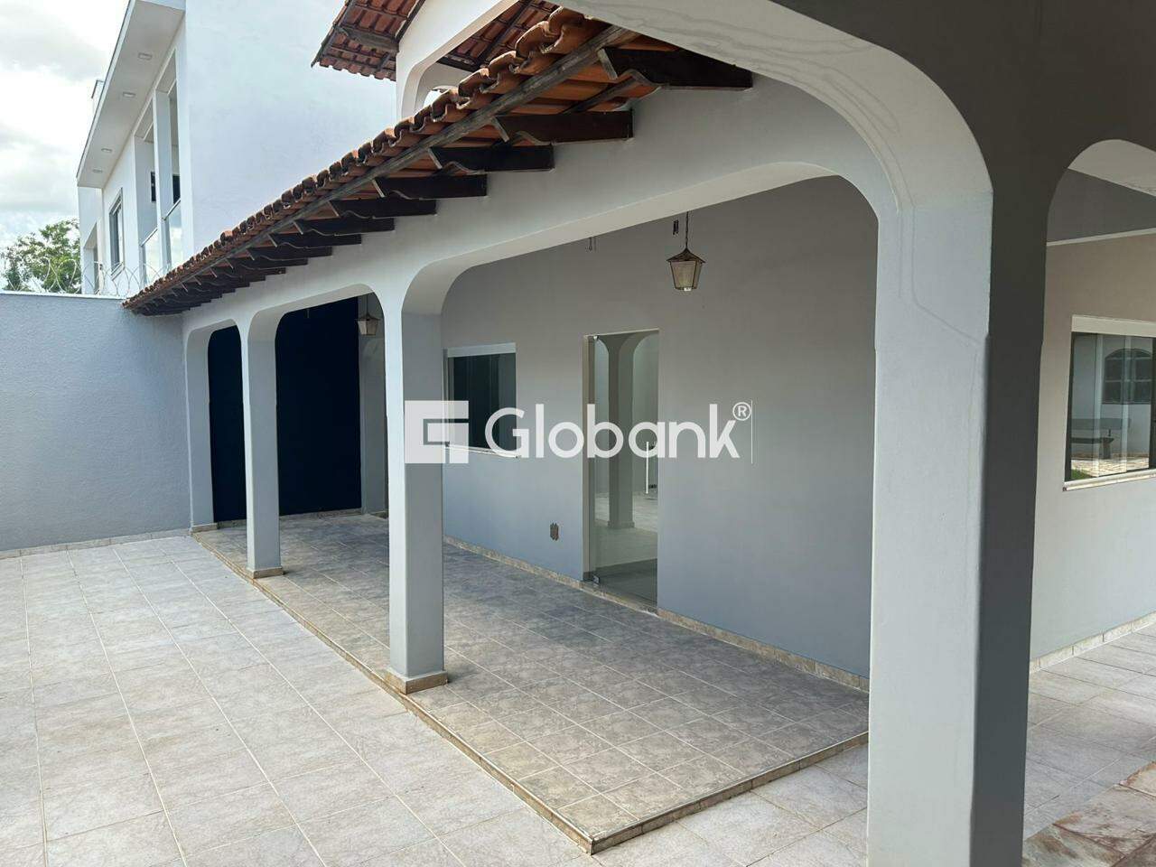 Casa 6 quartos para aluguel Monte Carmelo 320m² Montes Claros MG: 