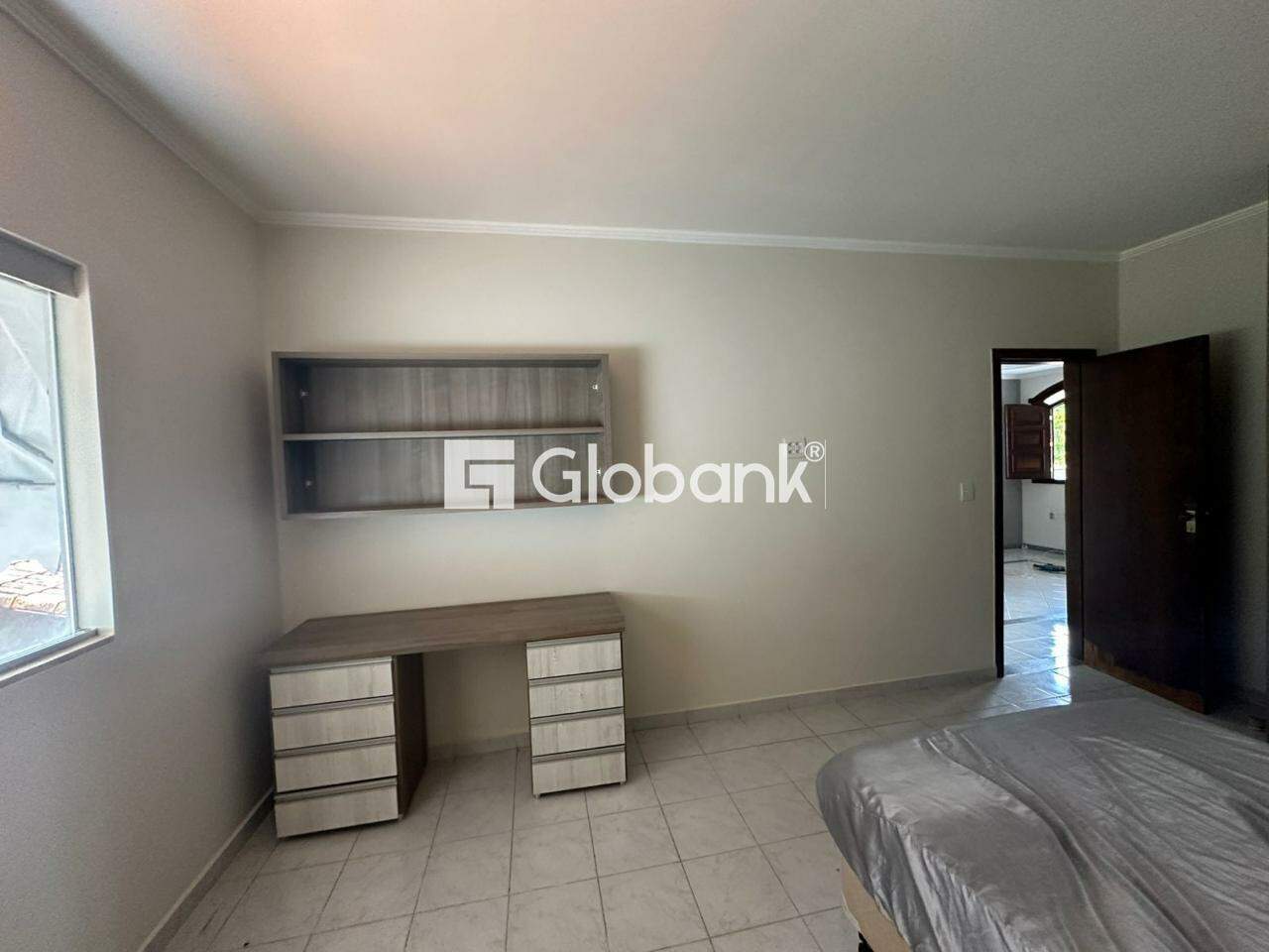 Casa 6 quartos para aluguel Monte Carmelo 320m² Montes Claros MG: 