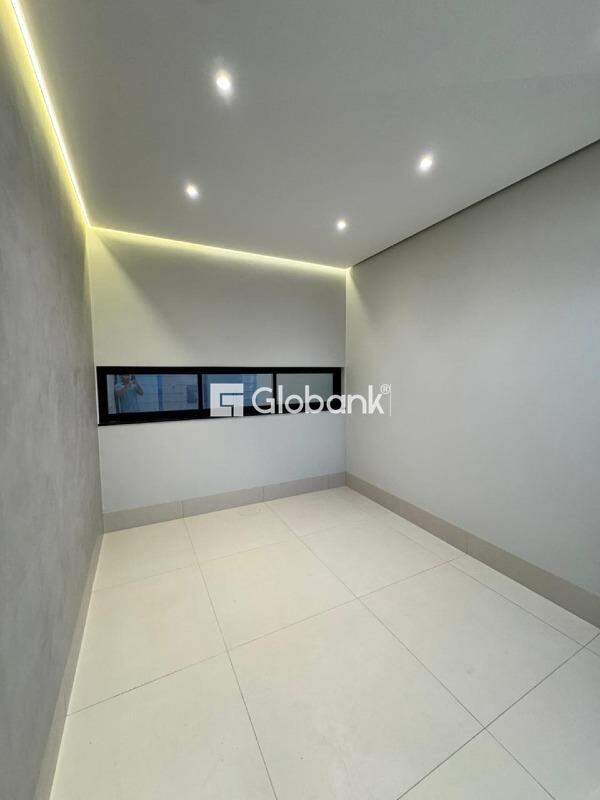 Casa 3 quartos à venda Delfino Magalhães 110m² Montes Claros MG: 