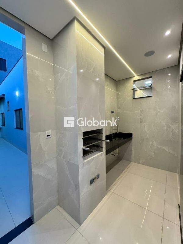 Casa 3 quartos à venda Delfino Magalhães 110m² Montes Claros MG: 