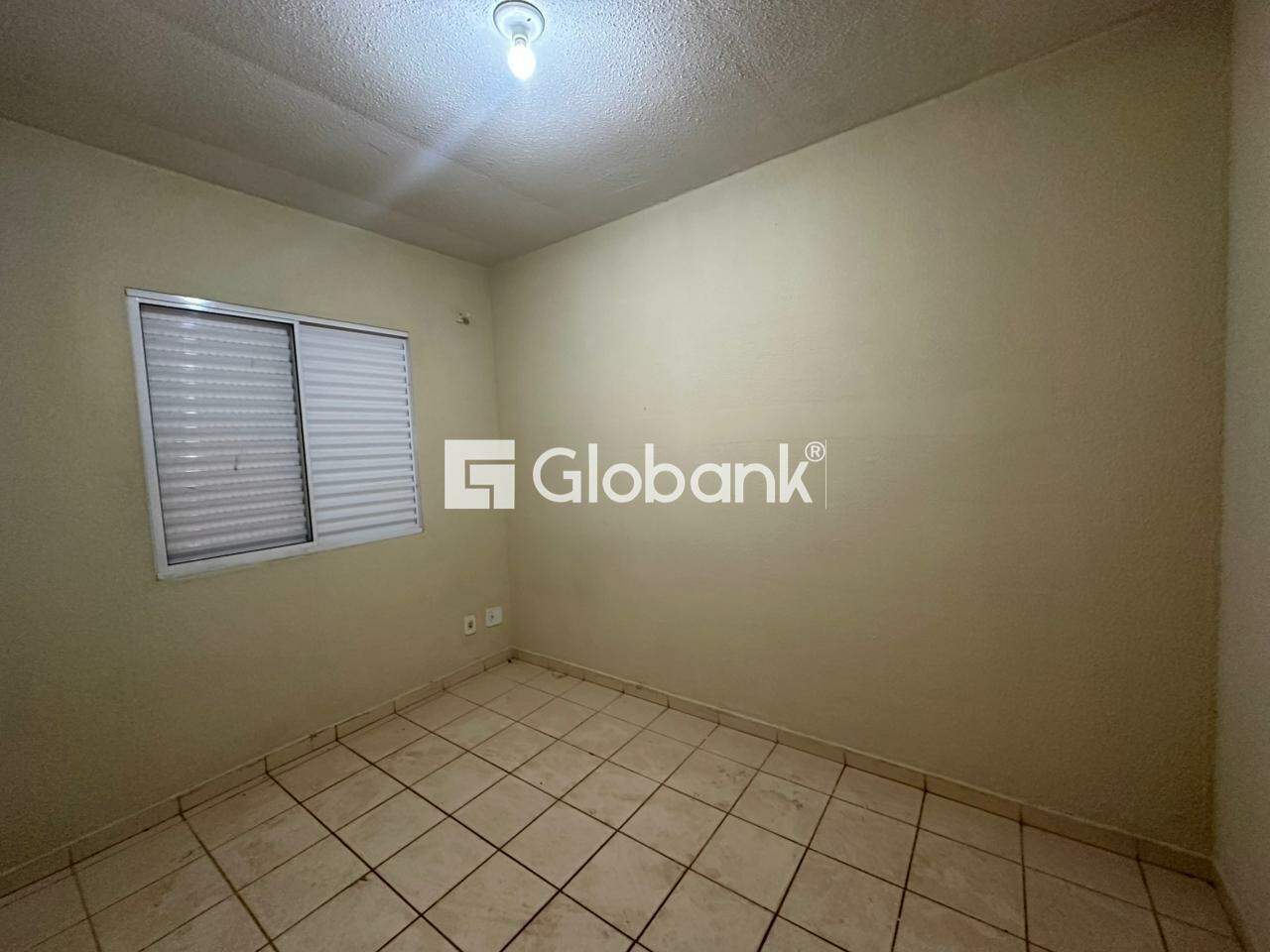 Casa 3 quartos para aluguel Acácias 70m² Montes Claros MG: 