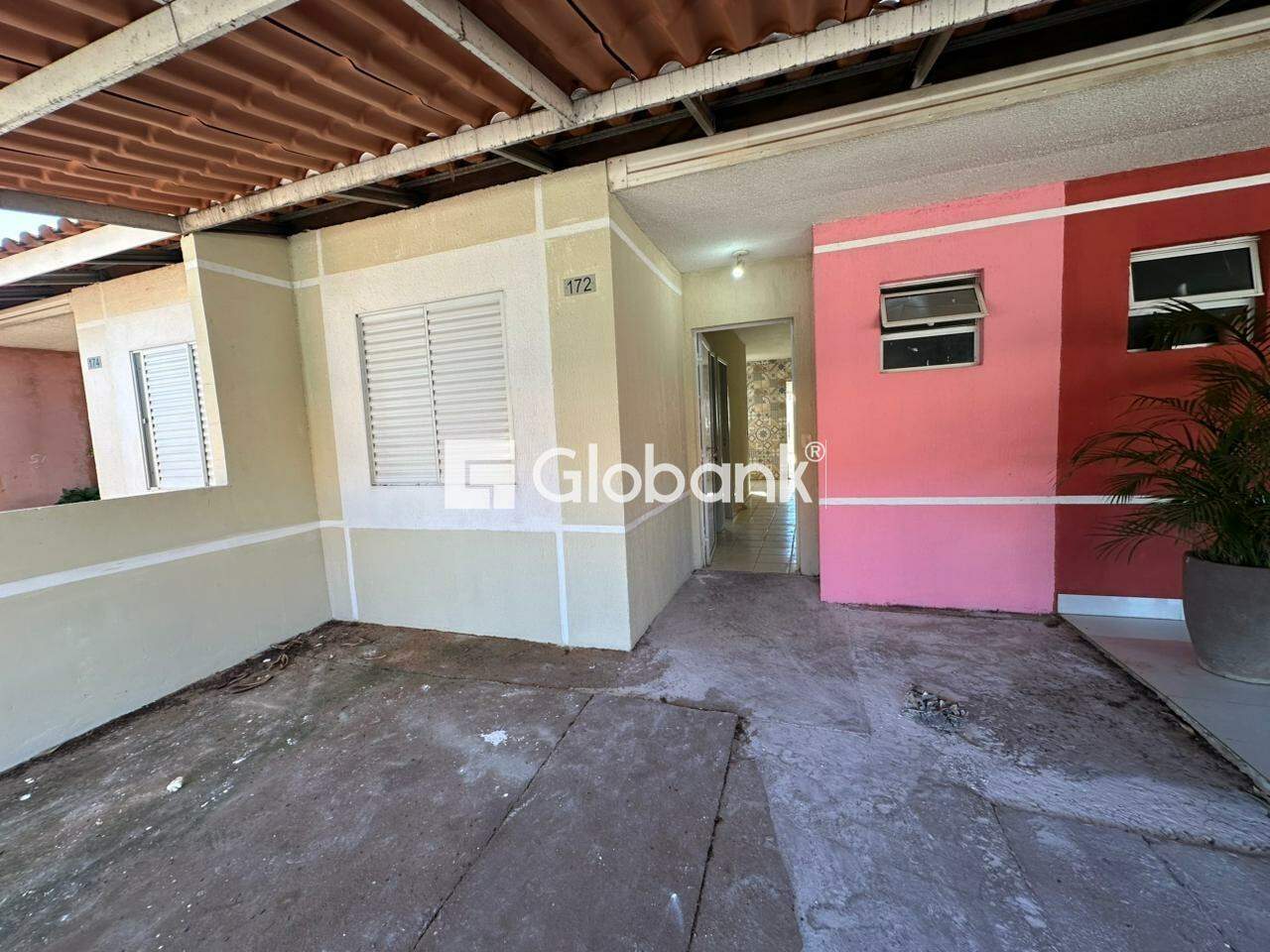 Casa 3 quartos para aluguel Acácias 70m² Montes Claros MG: 