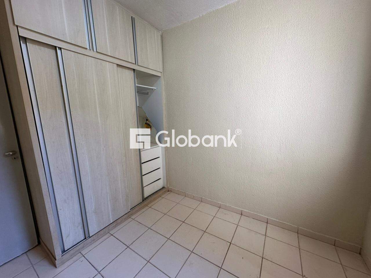 Casa 3 quartos para aluguel Acácias 70m² Montes Claros MG: 