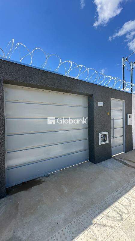 Casa 3 quartos à venda Renascença 70m² Montes Claros MG: 