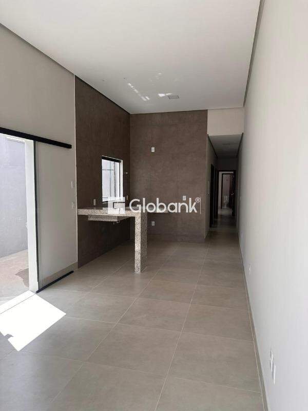 Casa 3 quartos à venda Renascença 70m² Montes Claros MG: