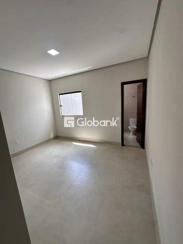 Casa 3 quartos à venda Renascença 70m² Montes Claros MG: 