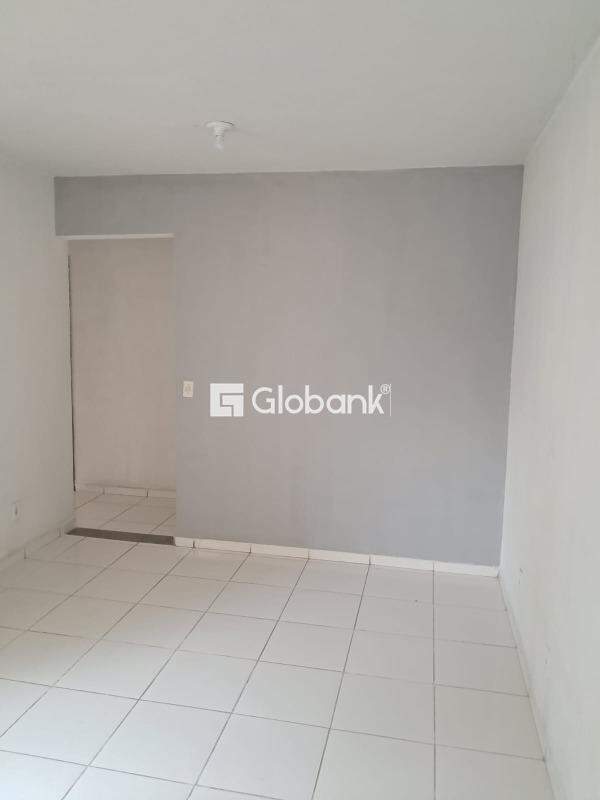 Apartamento 2 quartos para aluguel Planalto 50m² Montes Claros MG: 