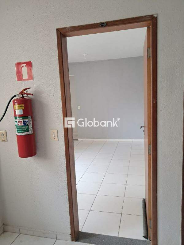 Apartamento 2 quartos para aluguel Planalto 50m² Montes Claros MG: 