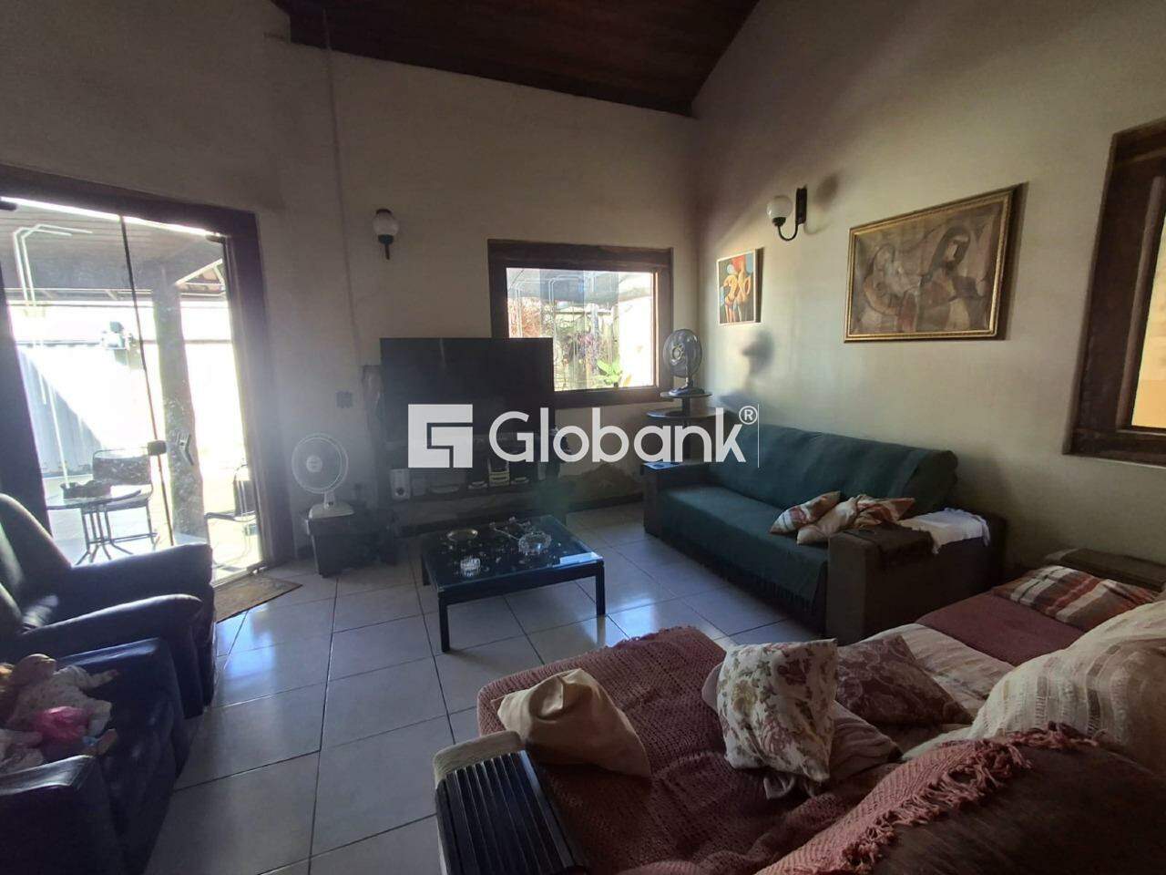 Casa 6 quartos para aluguel Vila Brasília 354m² Montes Claros MG: