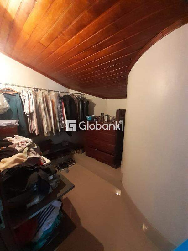 Casa 6 quartos para aluguel Vila Brasília 354m² Montes Claros MG: