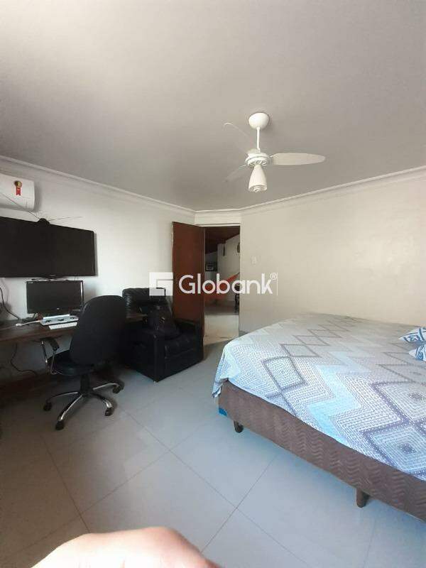 Casa 6 quartos para aluguel Vila Brasília 354m² Montes Claros MG:
