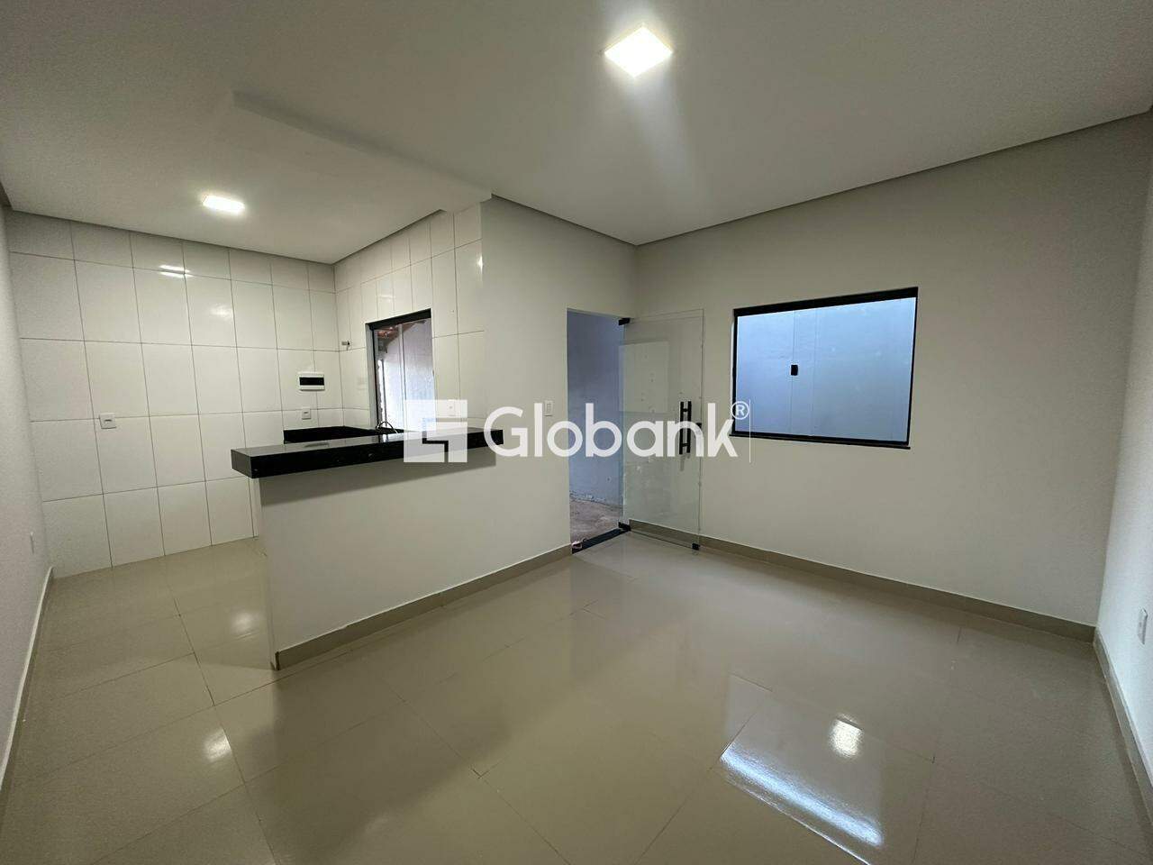 Casa 2 quartos para aluguel Loteamento Novo Primavera 60m² Montes Claros MG: Sala