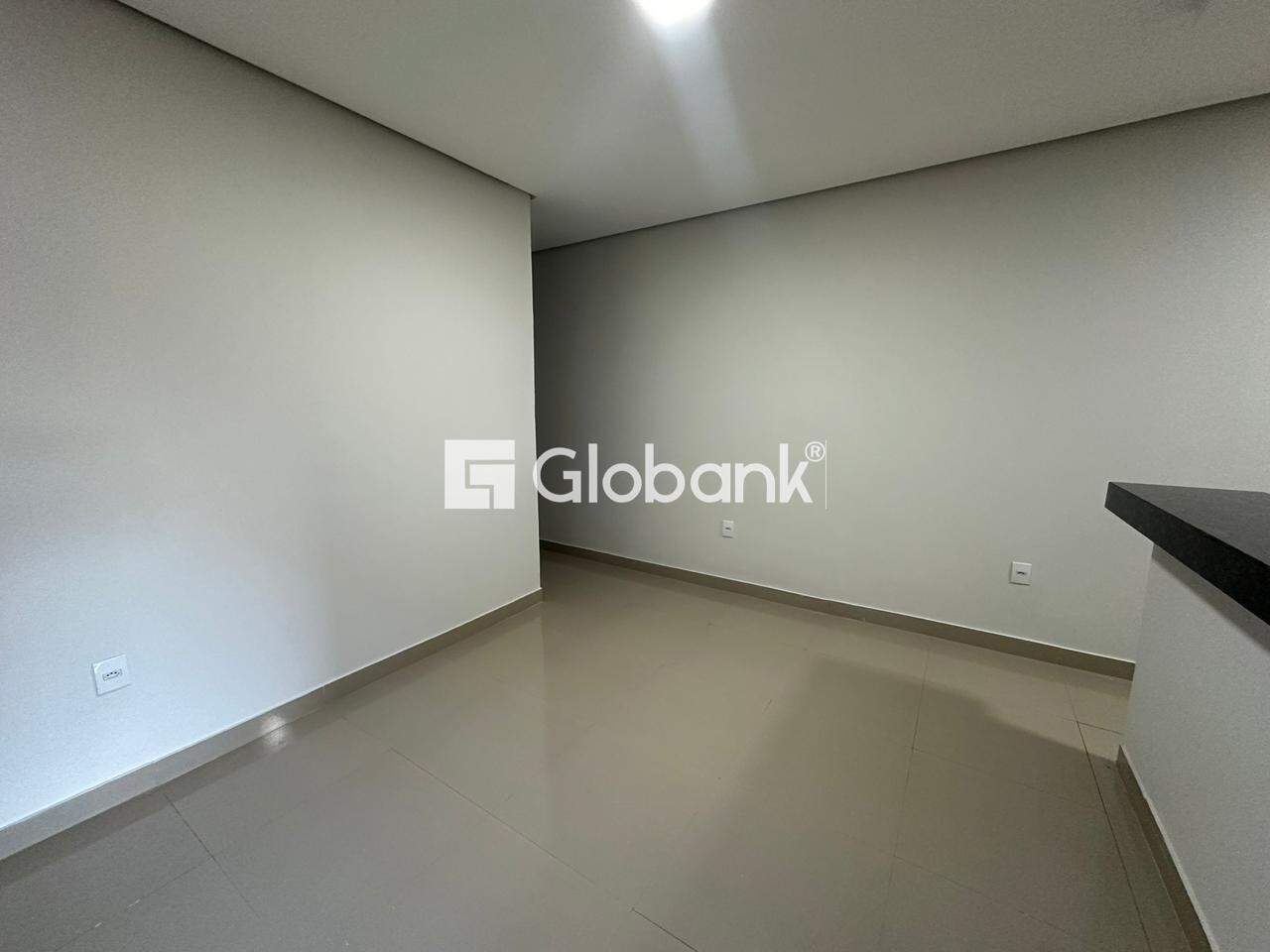 Casa 2 quartos para aluguel Loteamento Novo Primavera 60m² Montes Claros MG: Sala