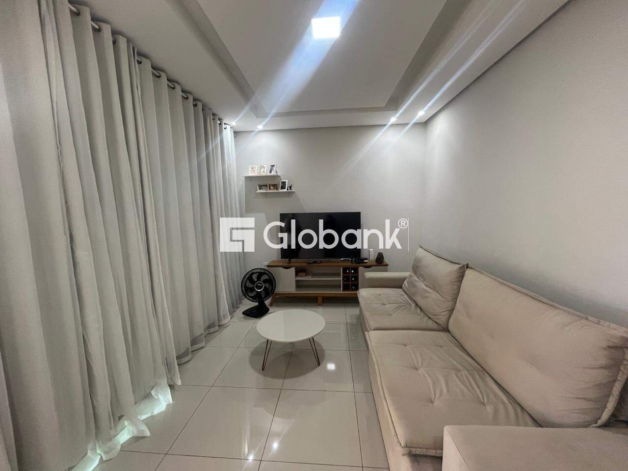 Casa 3 quartos à venda Vila Telma 200m² Montes Claros MG: