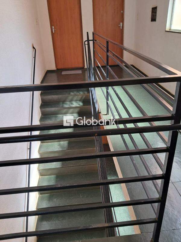 Apartamento 3 quartos para aluguel Ibituruna 110m² Montes Claros MG: 