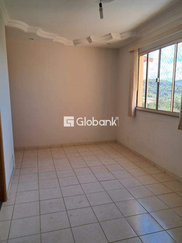 Apartamento 3 quartos para aluguel Ibituruna 110m² Montes Claros MG: 