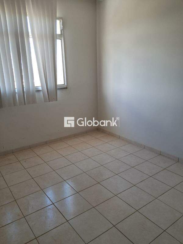 Apartamento 3 quartos para aluguel Ibituruna 110m² Montes Claros MG: 