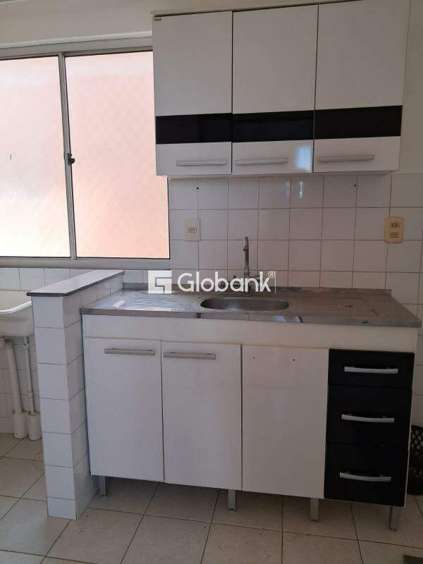 Apartamento 3 quartos para aluguel Ibituruna 110m² Montes Claros MG: 