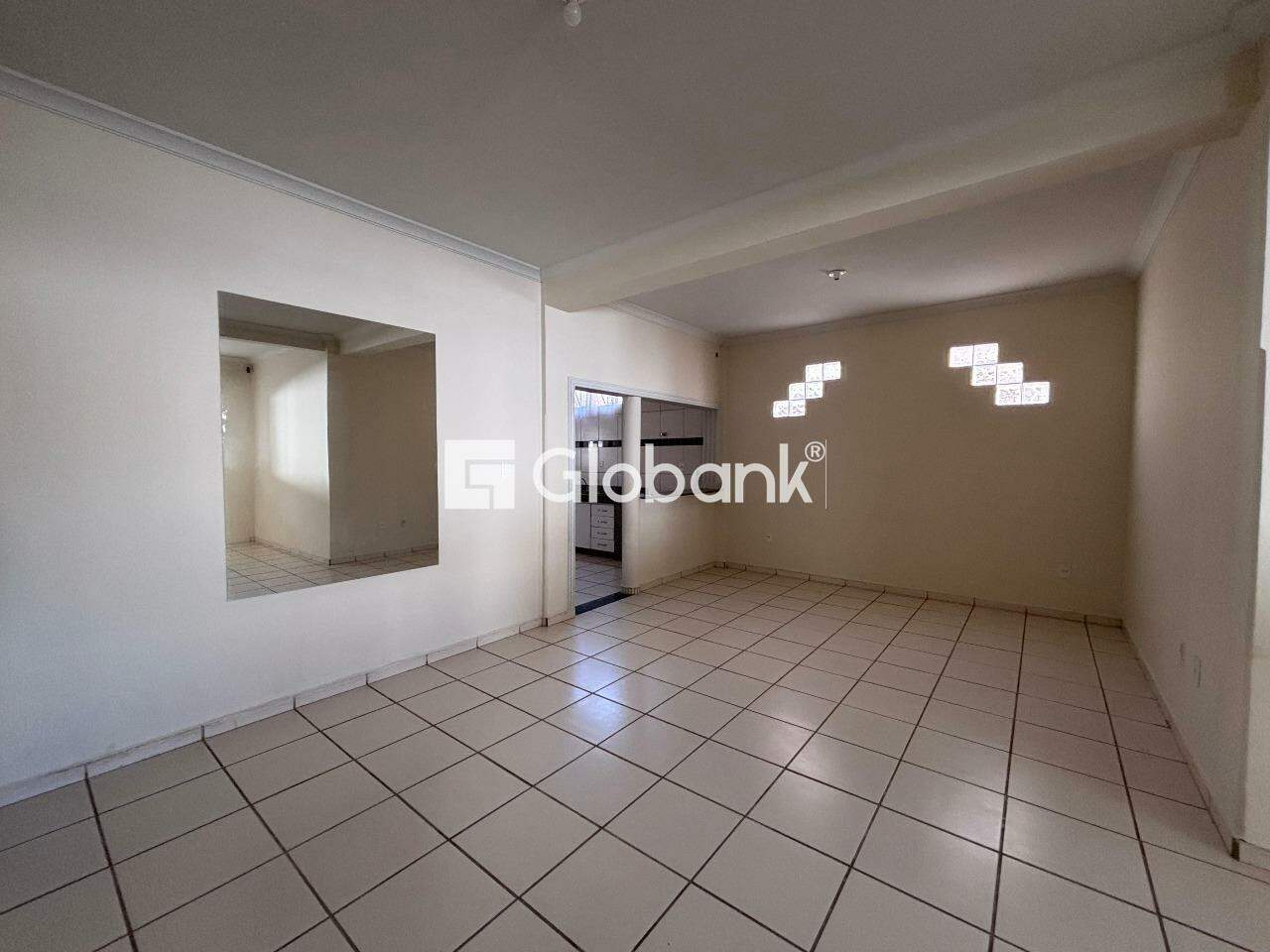 Casa 3 quartos para aluguel Morada do Sol 95m² Montes Claros MG: Sala