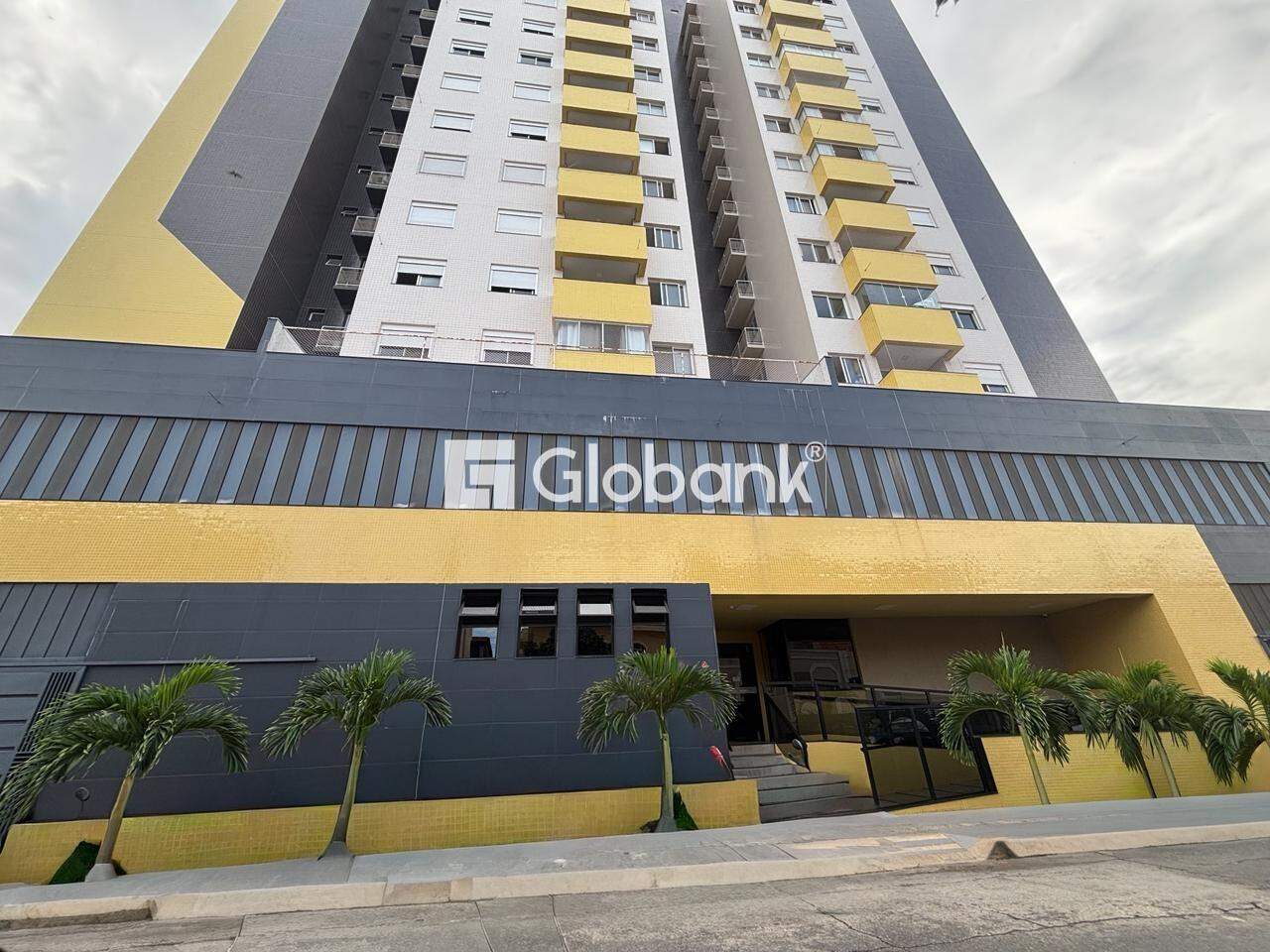 Apartamento 2 quartos para aluguel Centro 61m² Montes Claros MG: Fachada