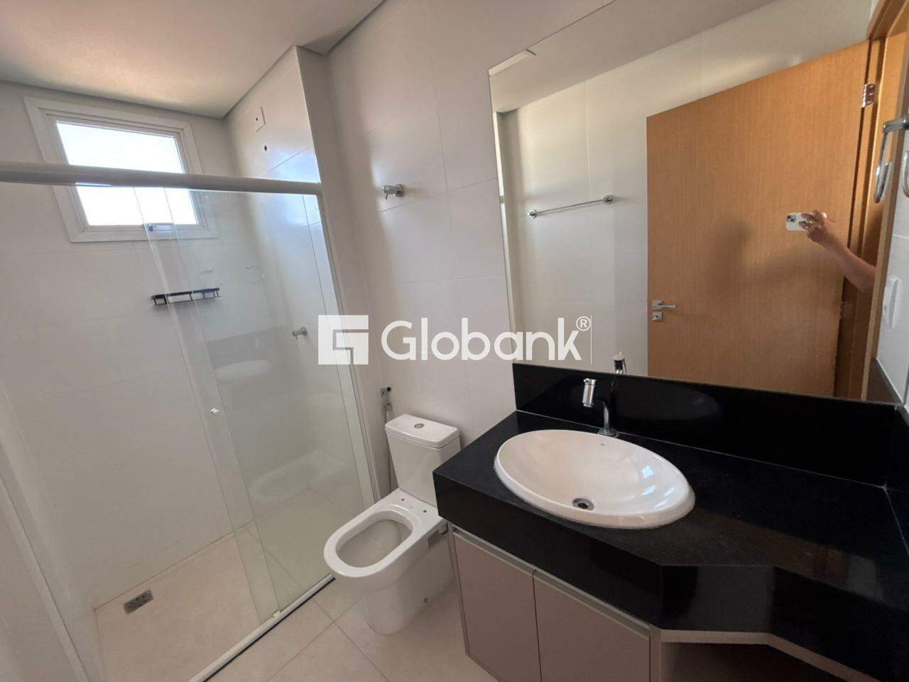 Apartamento 2 quartos para aluguel Centro 61m² Montes Claros MG: Banheiro social