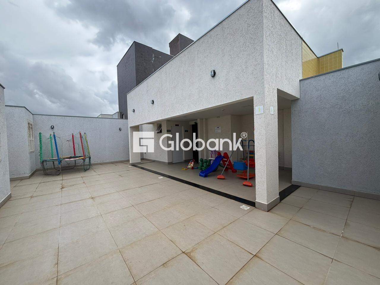 Apartamento 2 quartos para aluguel Centro 61m² Montes Claros MG: Play ground