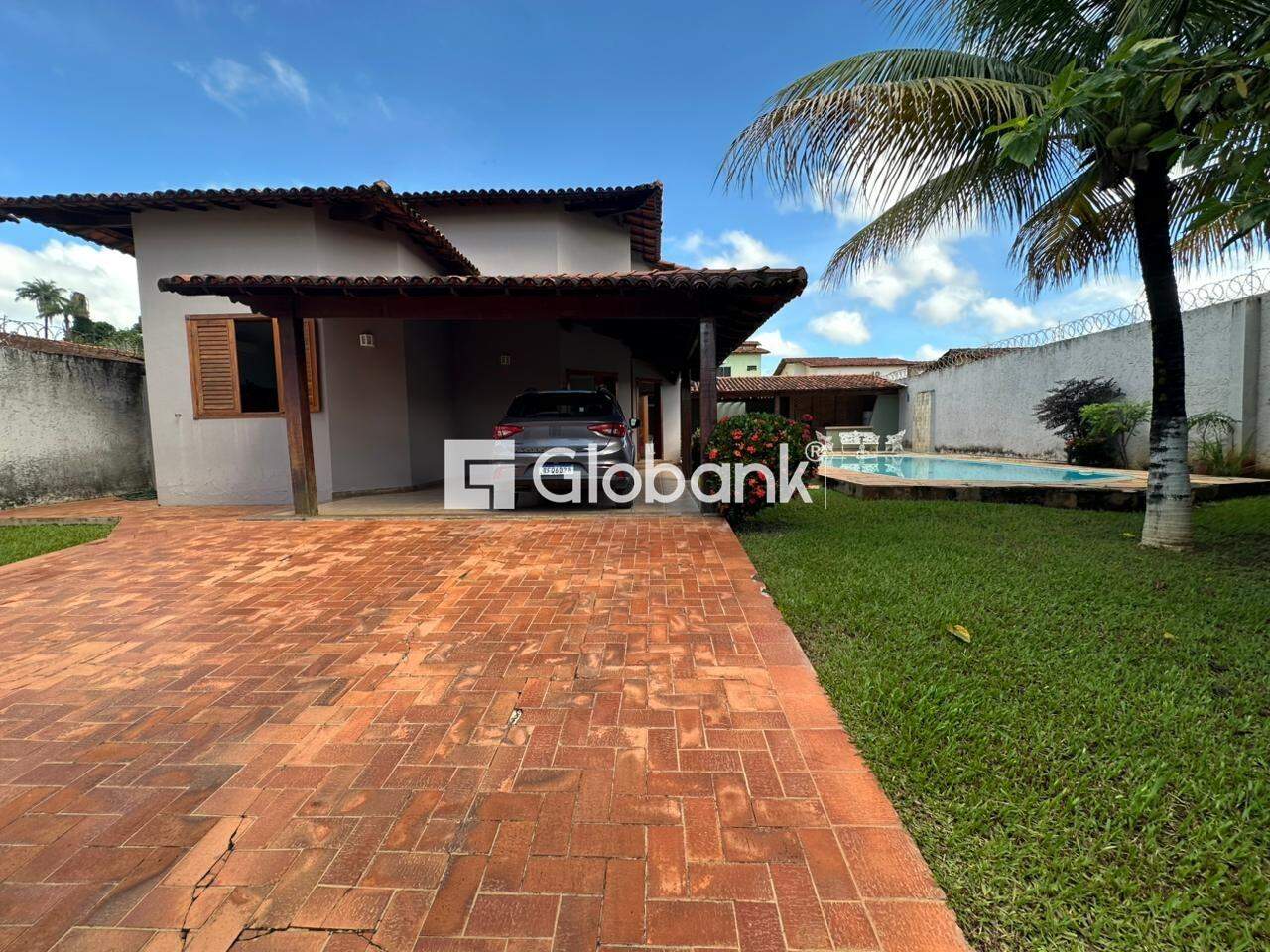 Casa 3 quartos à venda Jardim Panorama 290m² Montes Claros MG: Garagem