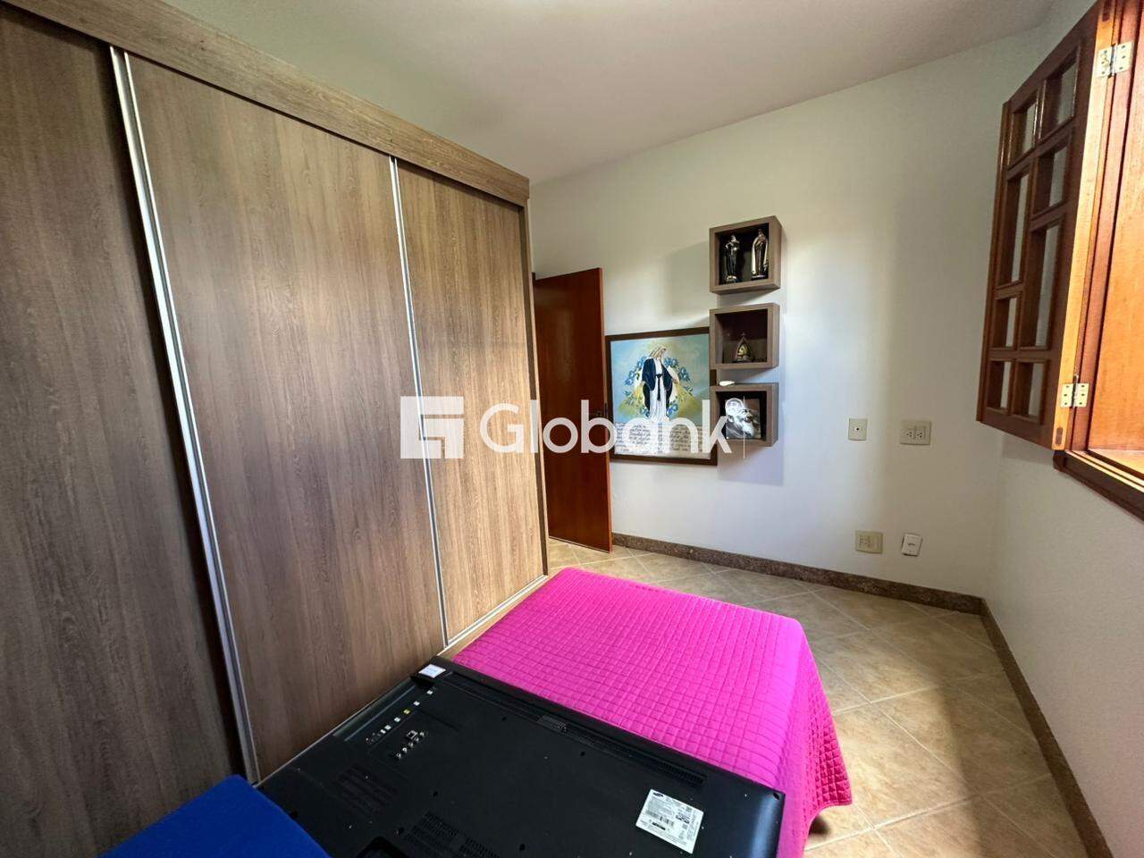 Casa 3 quartos à venda Jardim Panorama 290m² Montes Claros MG: Quarto