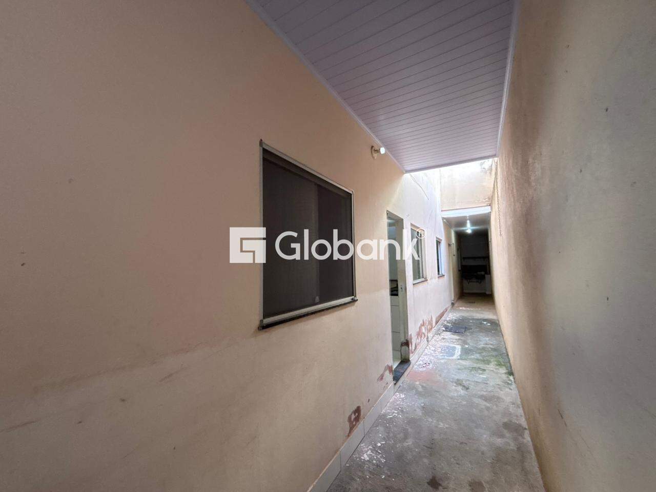 Casa 2 quartos para aluguel Monte Carmelo 50m² Montes Claros MG: Corredor