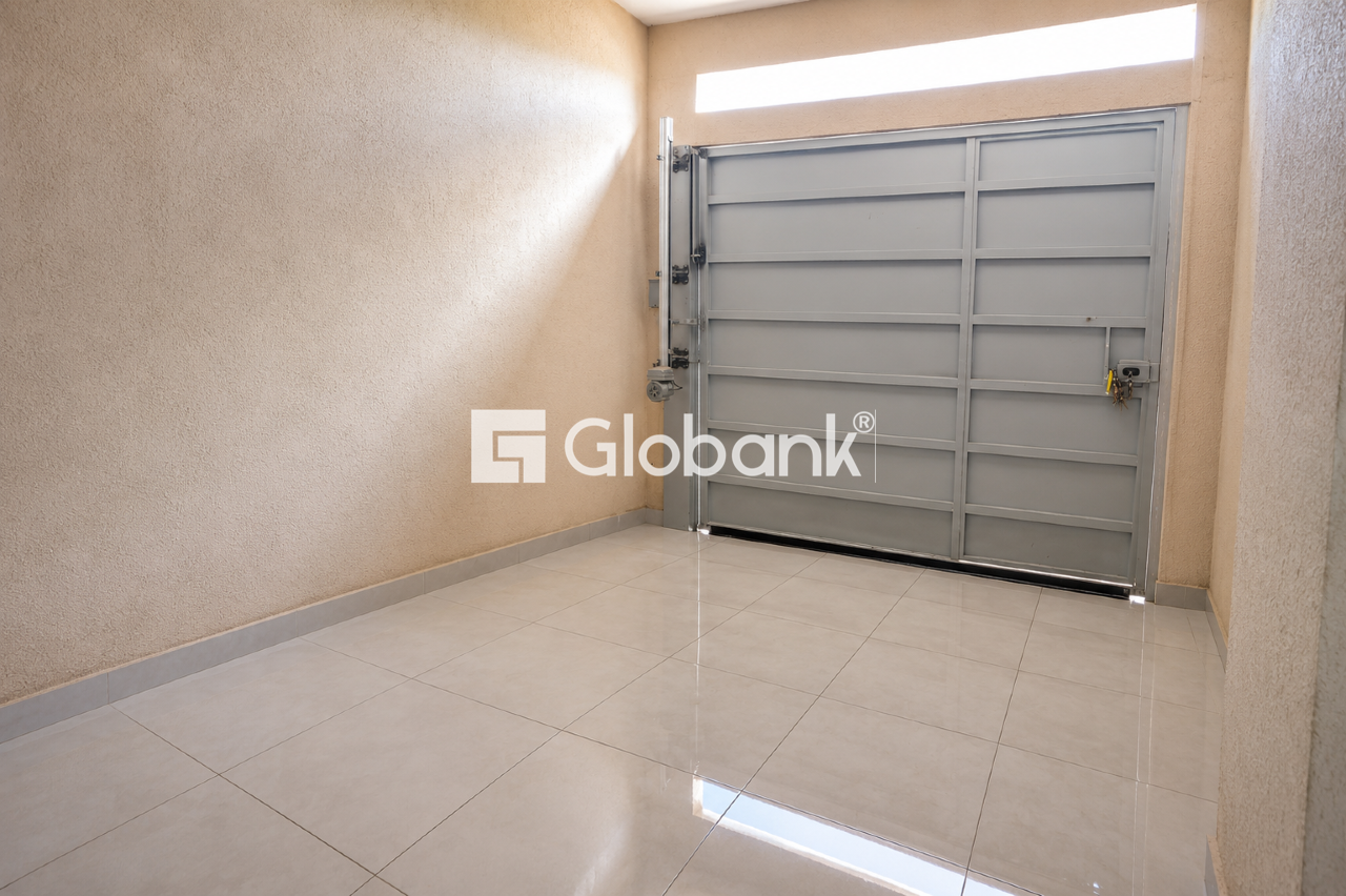 Casa 3 quartos para aluguel Guarujá 98m² Montes Claros MG: 