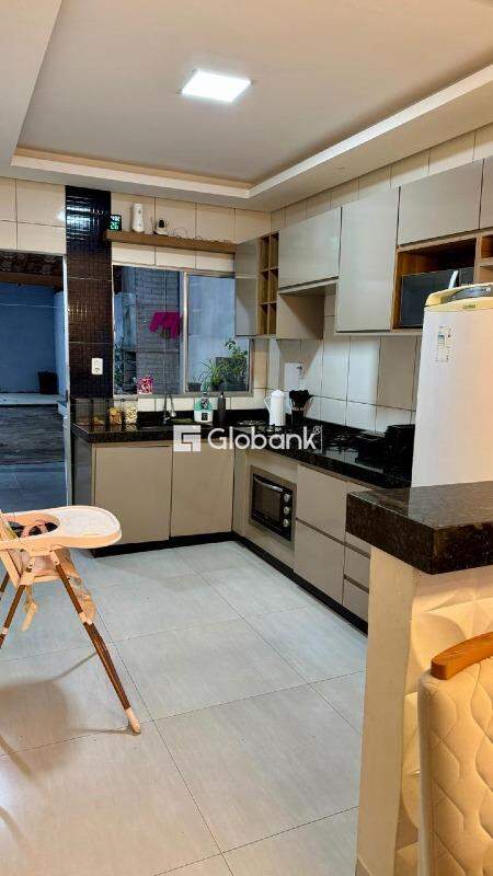 Casa 2 quartos à venda Santa Rafaela 121,5m² Montes Claros MG: 