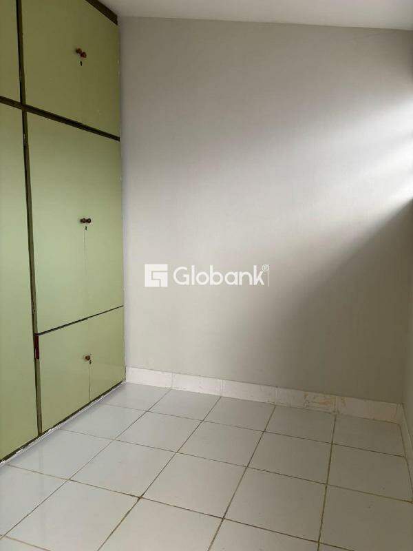 Casa comercial 6 quartos para aluguel Centro 127,12m² Montes Claros MG: 