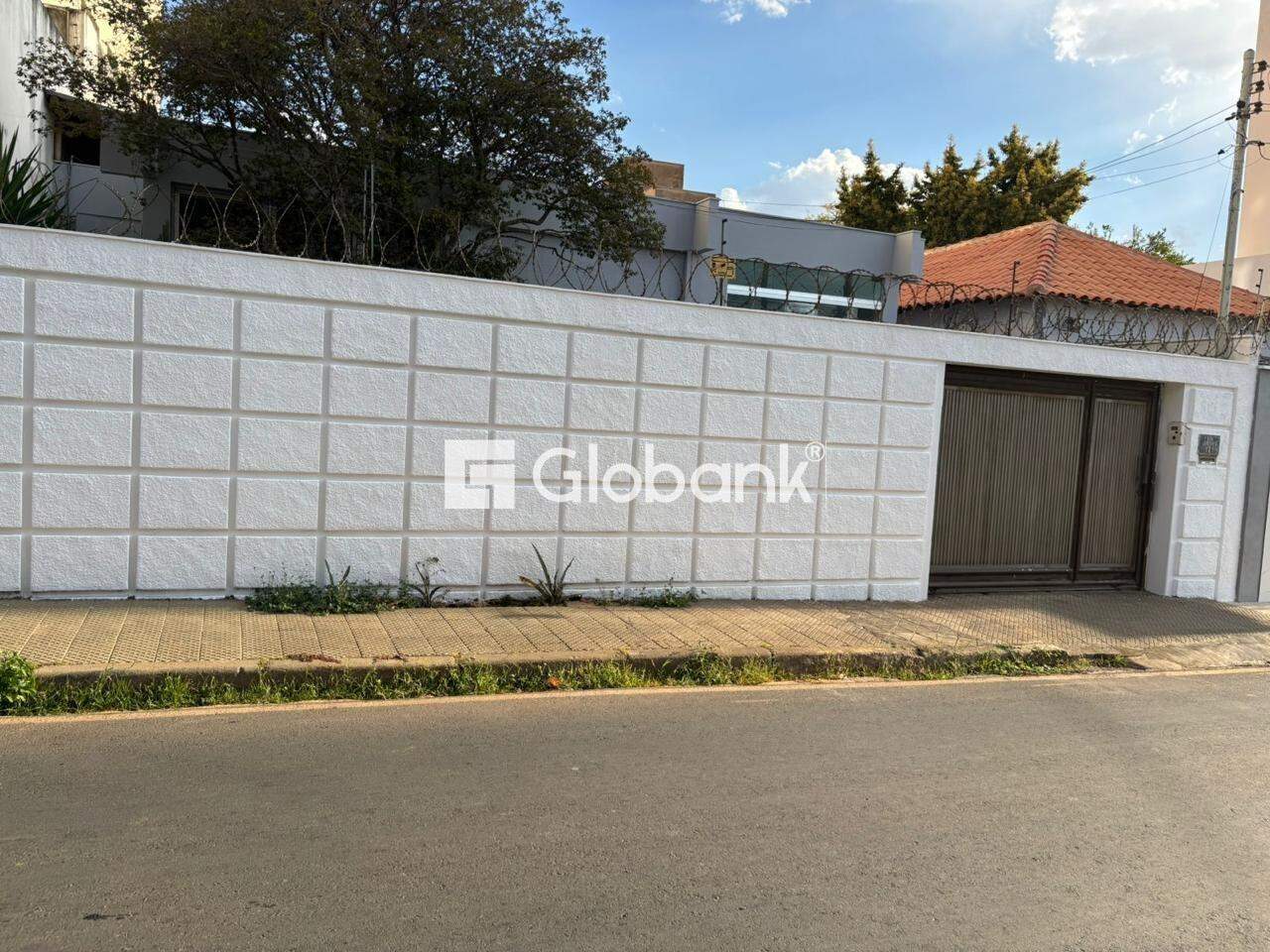 Casa comercial 6 quartos para aluguel Centro 127,12m² Montes Claros MG: 