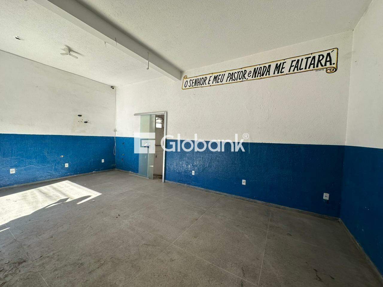 Ponto comercial para aluguel Santos Reis 40m² Montes Claros MG: 