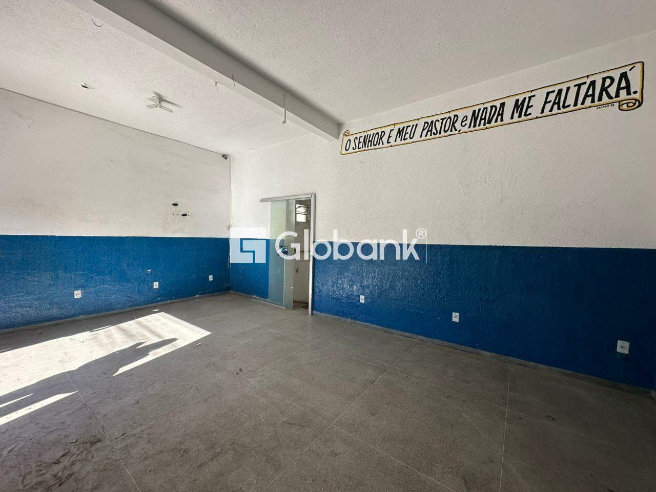 Ponto comercial para aluguel Santos Reis 40m² Montes Claros MG: 
