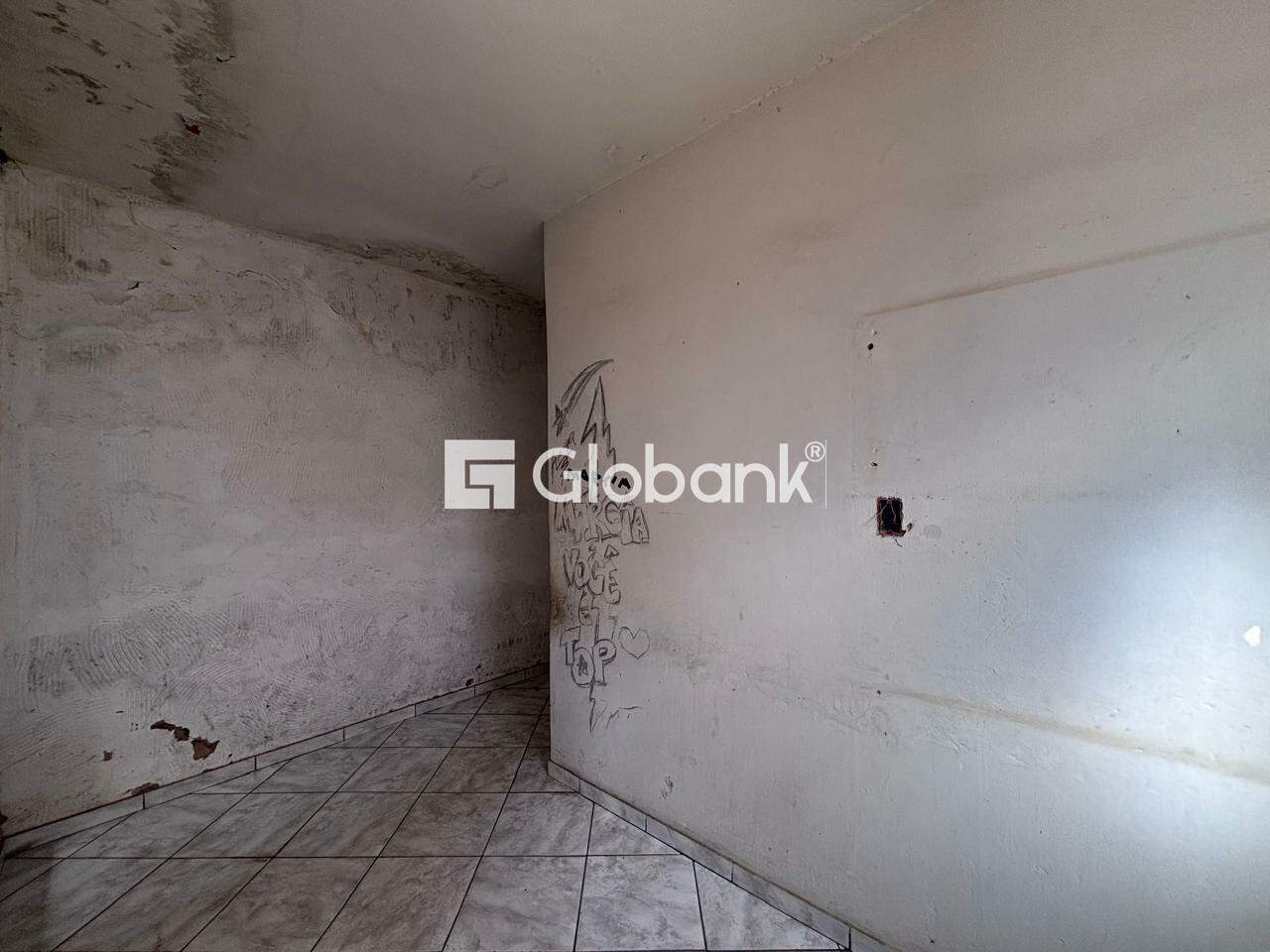 Casa 4 quartos à venda Morrinhos 134m² Montes Claros MG: 