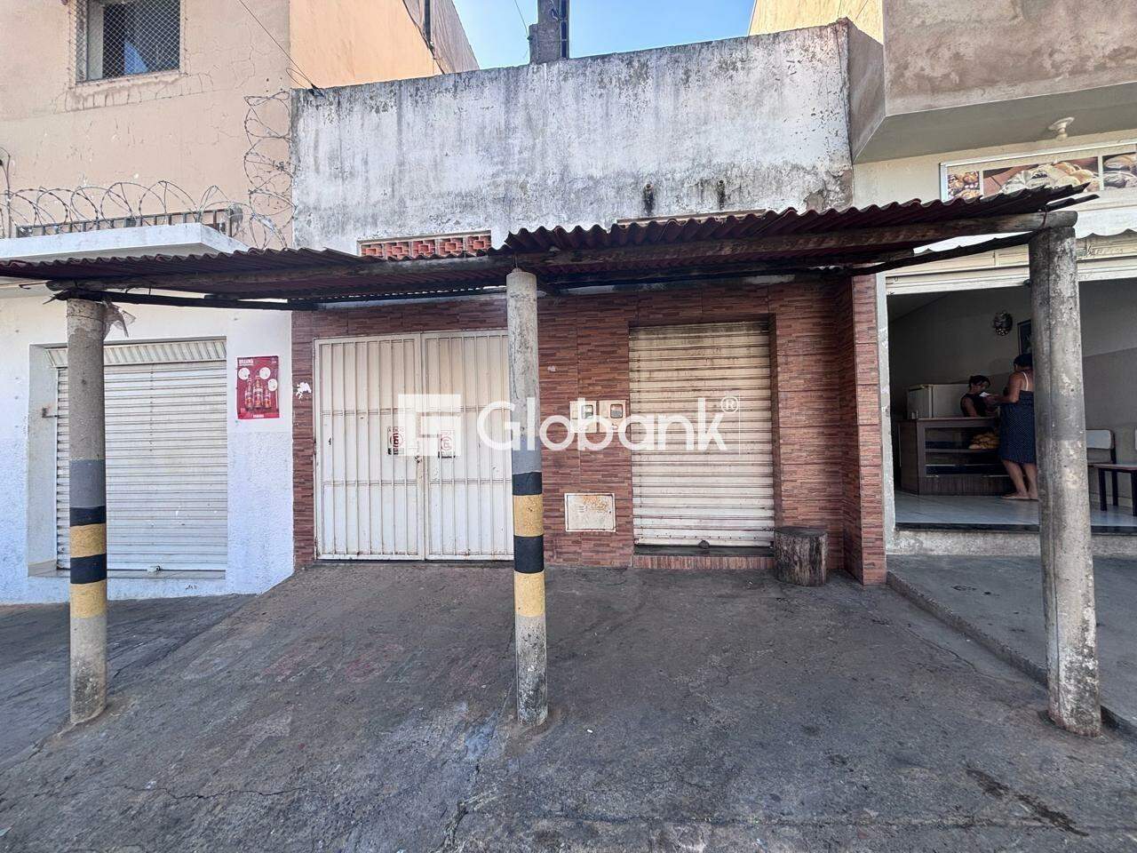 Casa 4 quartos à venda Morrinhos 134m² Montes Claros MG: 