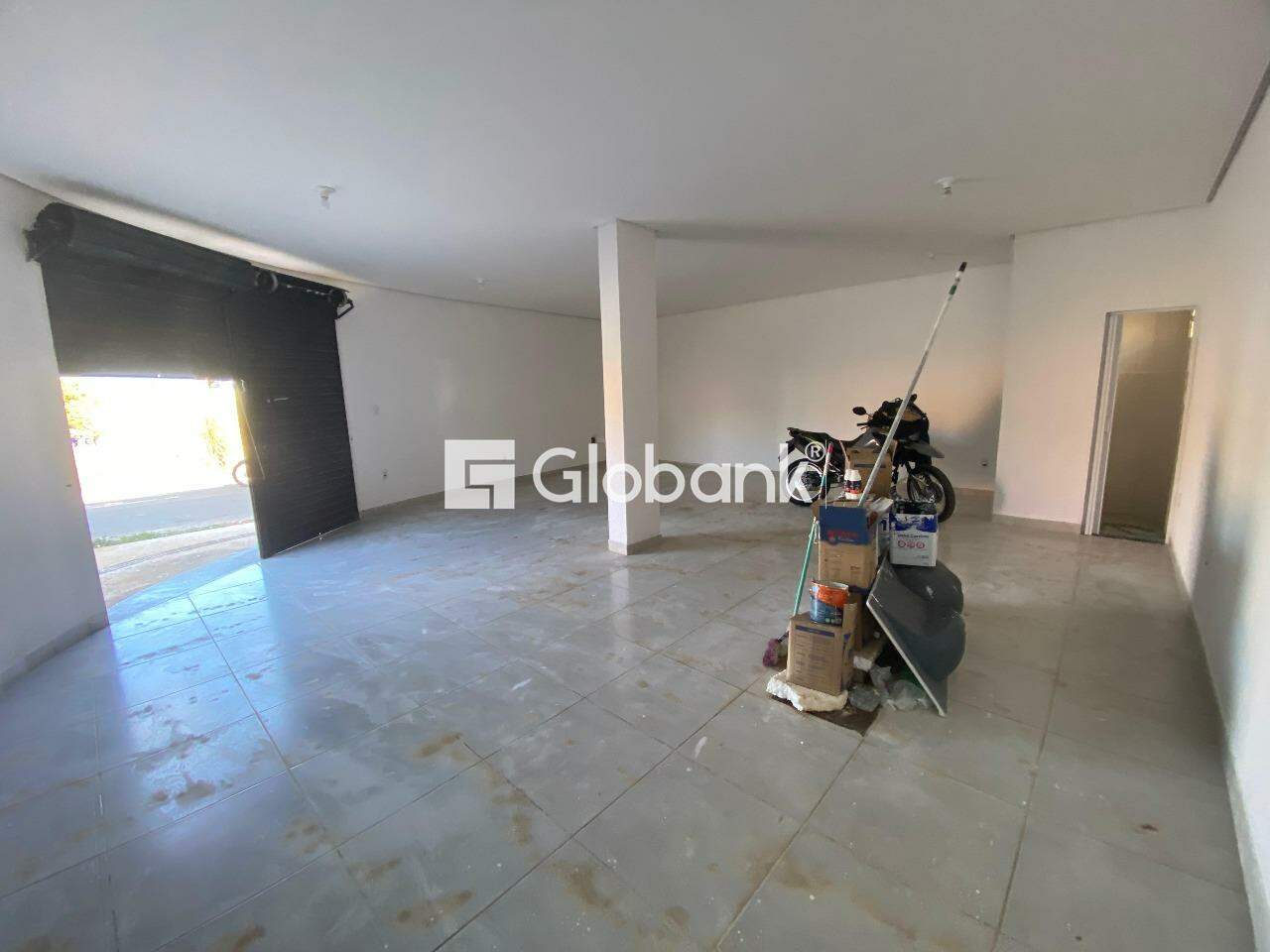 Ponto comercial para aluguel Independência 70m² Montes Claros MG: 