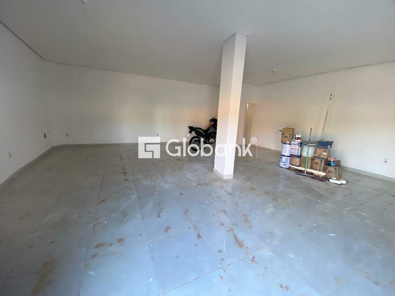 Ponto comercial para aluguel Independência 70m² Montes Claros MG: 