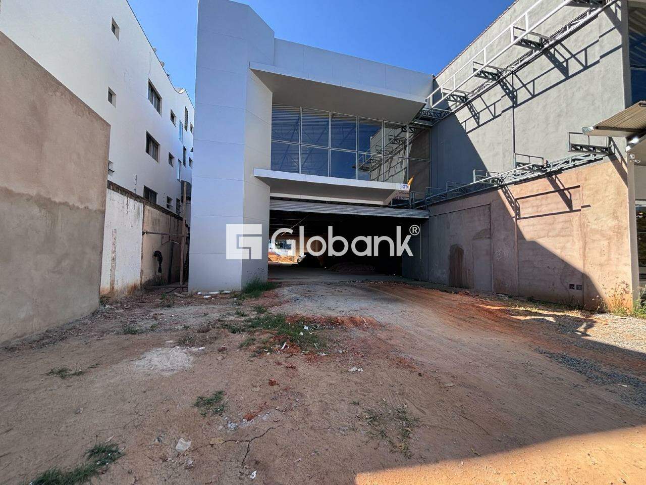 Galpão para aluguel Centro 900m² Montes Claros MG: 