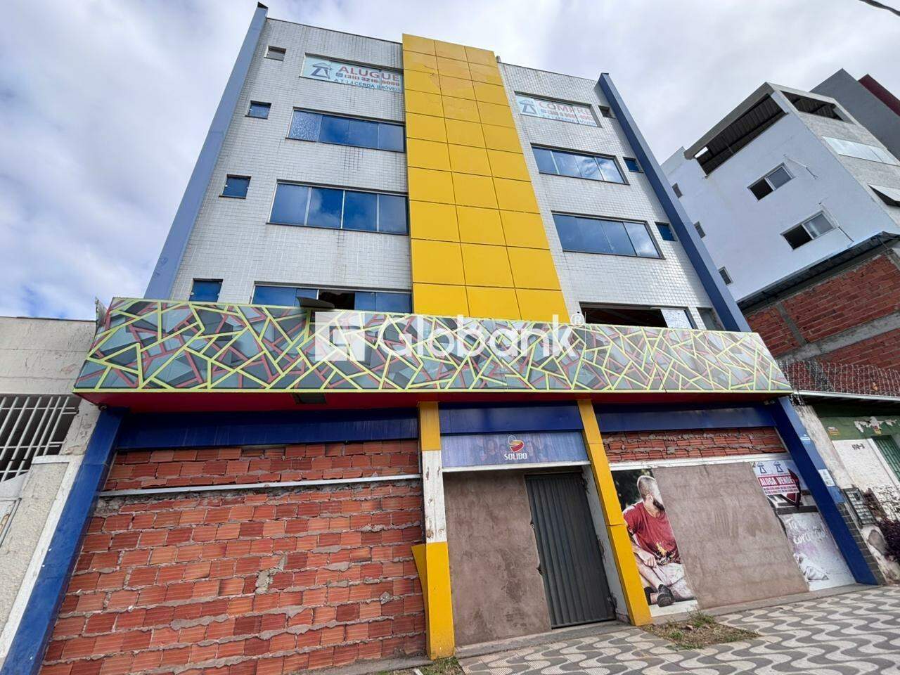 Prédio para aluguel Centro 1.000m² Montes Claros MG: 