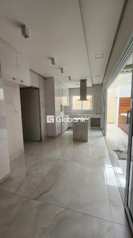 Casa em condomínio 4 quartos à venda Residencial Villa Segura 190m² Montes Claros MG: 