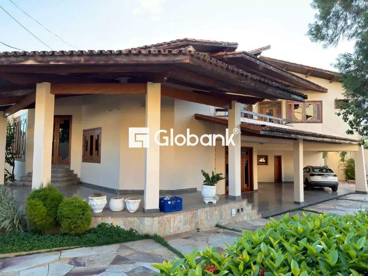 Casa 5 quartos para aluguel Jardim São Luiz 800m² Montes Claros MG: