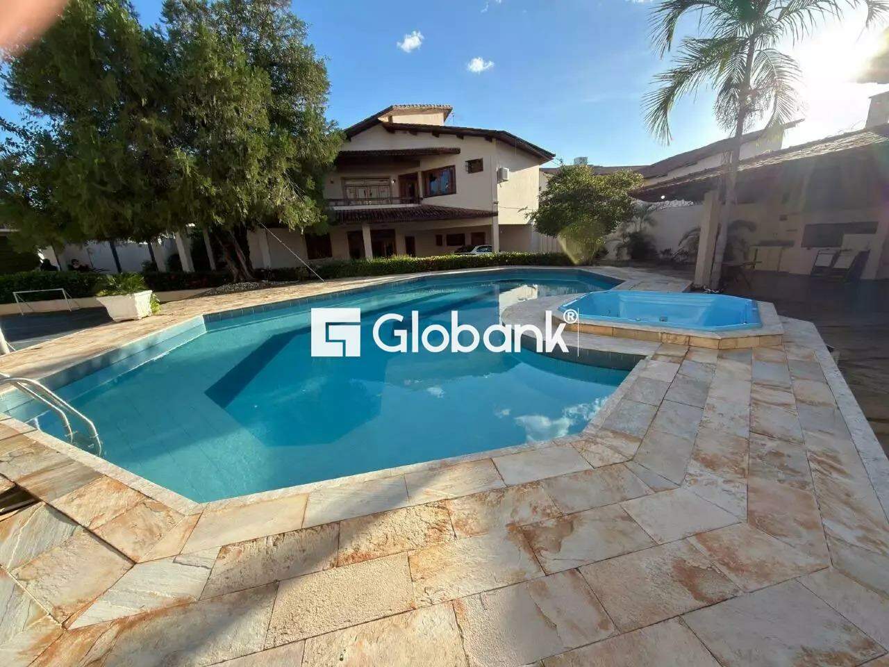 Casa 5 quartos para aluguel Jardim São Luiz 800m² Montes Claros MG: 