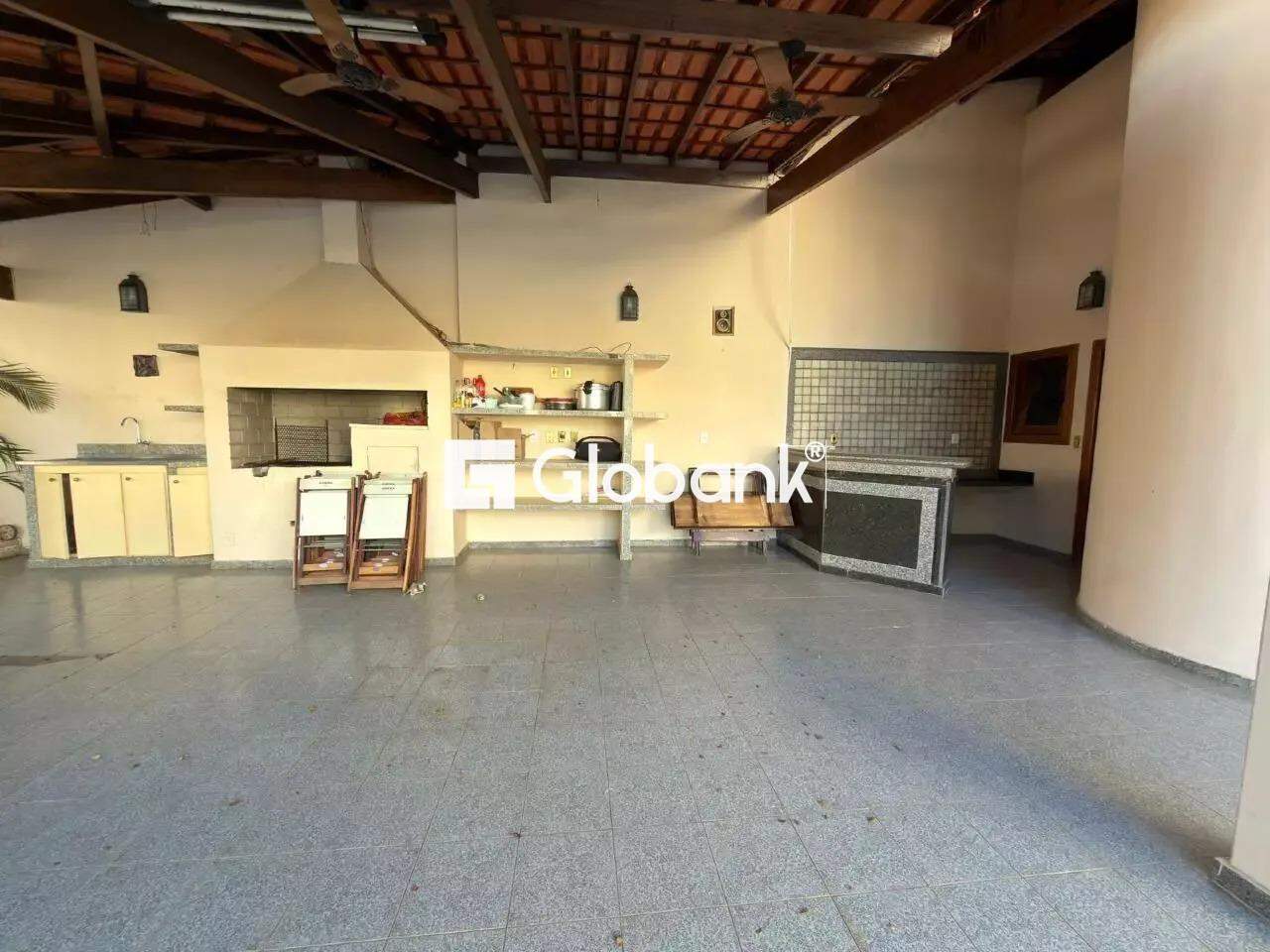 Casa 5 quartos para aluguel Jardim São Luiz 800m² Montes Claros MG:
