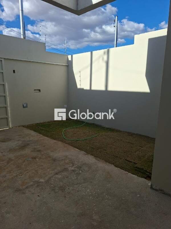 Casa 3 quartos à venda Vila Aliança 60m² Montes Claros MG: 