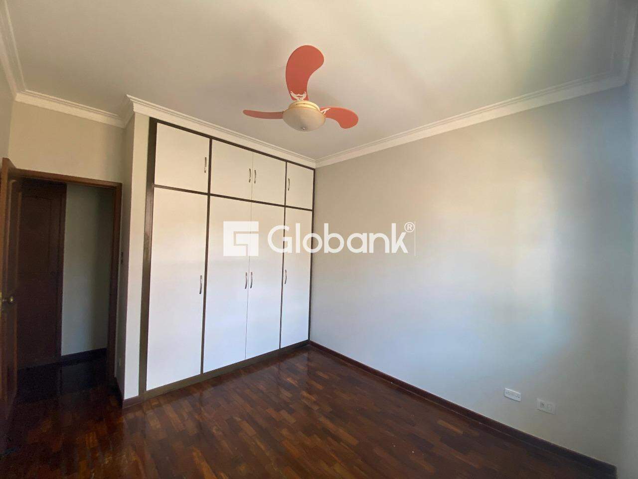 Casa 4 quartos para aluguel Cidade Santa Maria 252m² Montes Claros MG: 