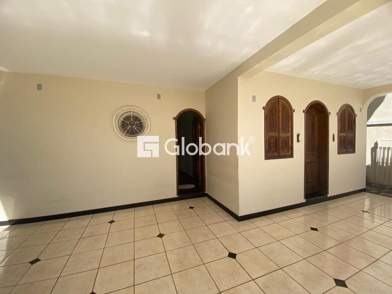 Casa 4 quartos para aluguel Cidade Santa Maria 252m² Montes Claros MG: 