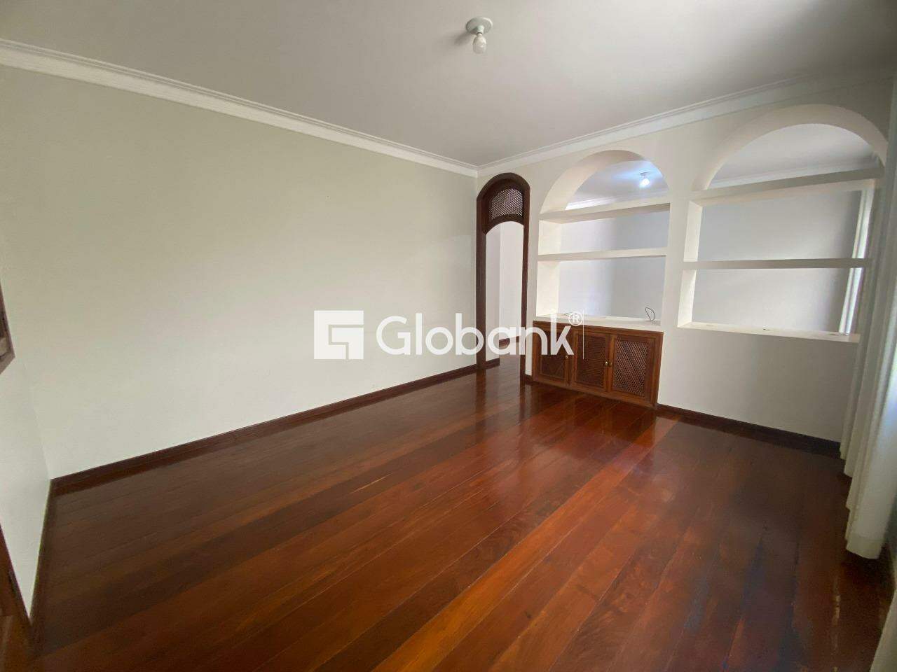 Casa 4 quartos para aluguel Cidade Santa Maria 252m² Montes Claros MG: 