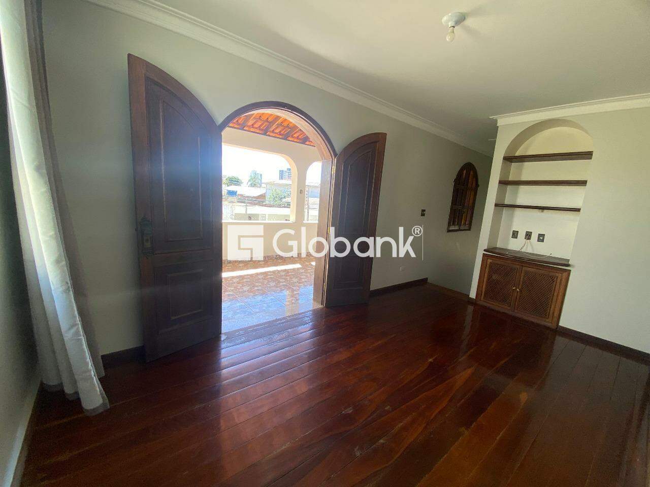 Casa 4 quartos para aluguel Cidade Santa Maria 252m² Montes Claros MG: 